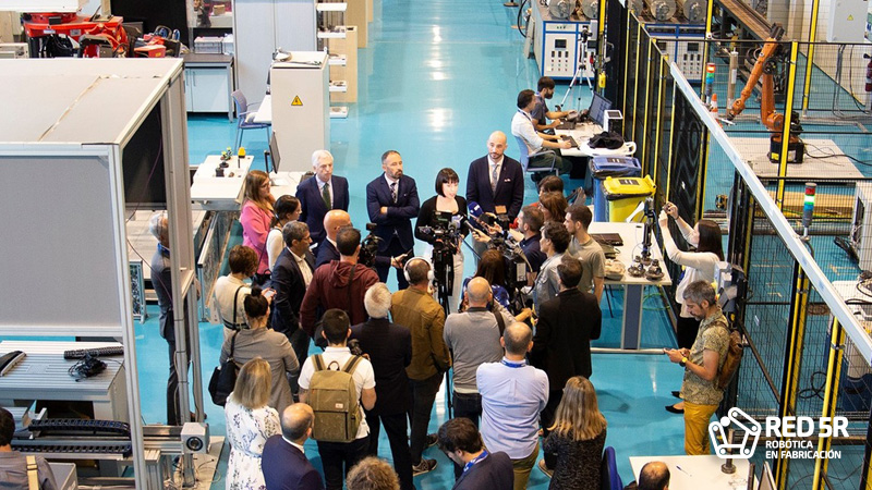 La Ministra de Ciencia e Innovación visita la Fabrica Piloto de Tekniker